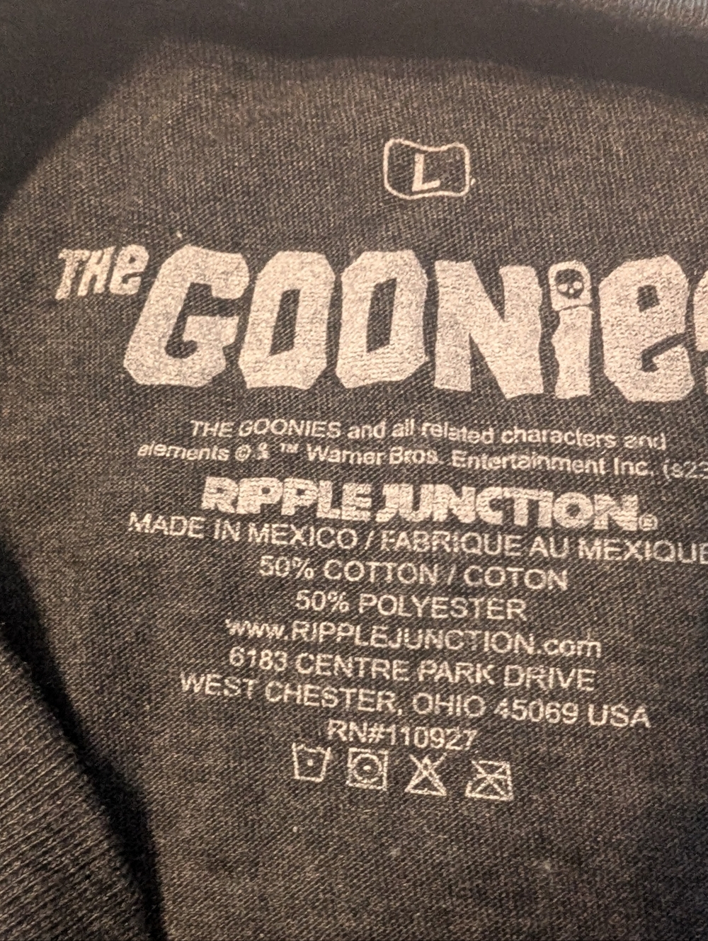 Goonies Tee Shirt Men BNWT - Picture 16 of 16